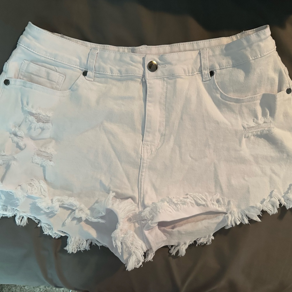 Frayed Hem White Denim Shorts